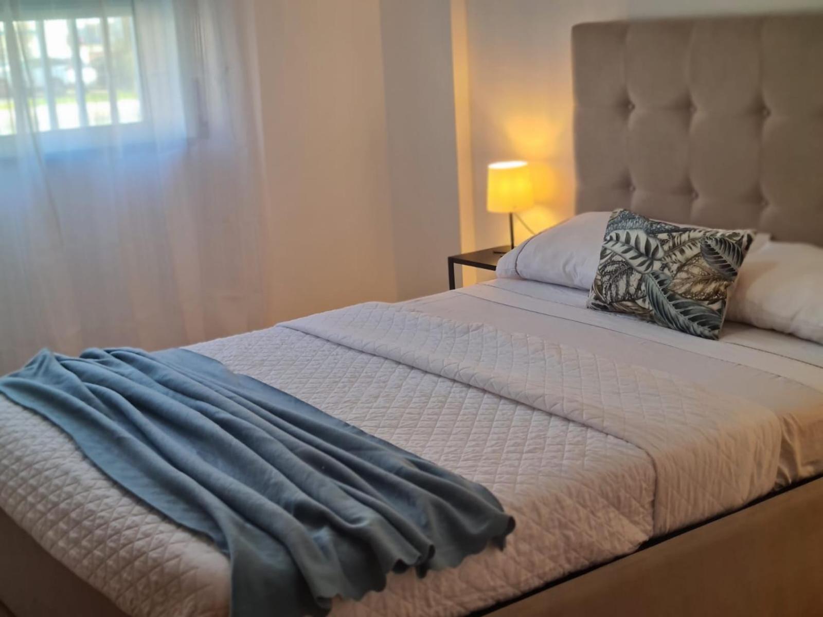 Harbour'S Way, Spacious And Cosy Apartment, With Ac Olhao Luaran gambar
